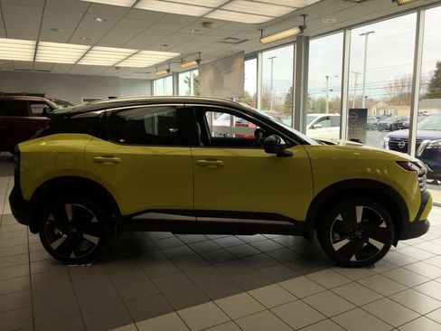 New 2026 Nissan Kicks SR w/ Cold Weather Package image 6