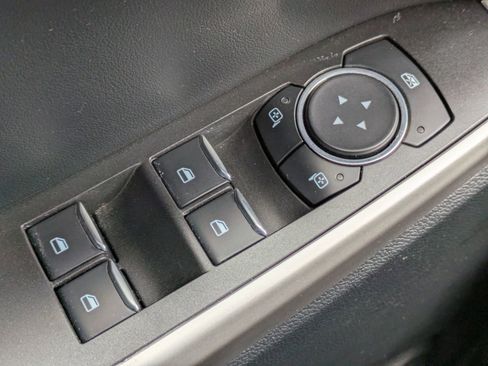 Certified 2023 Ford Explorer XLT image 27