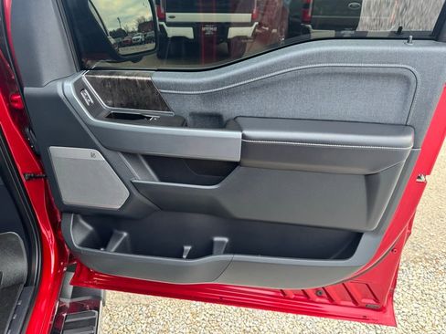 Used 2021 Ford F150 Lariat w/ Max Trailer Tow Package image 26