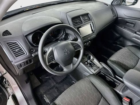 Used 2024 Mitsubishi Outlander Sport ES AWD/4WD image 2