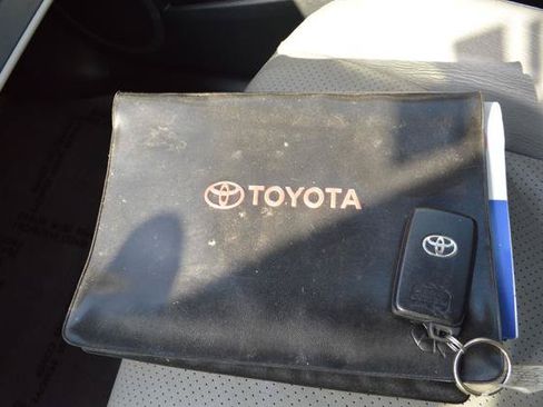 Used 2012 Toyota RAV4 Limited w/ Premium Plus Value Pkg FWD image 27