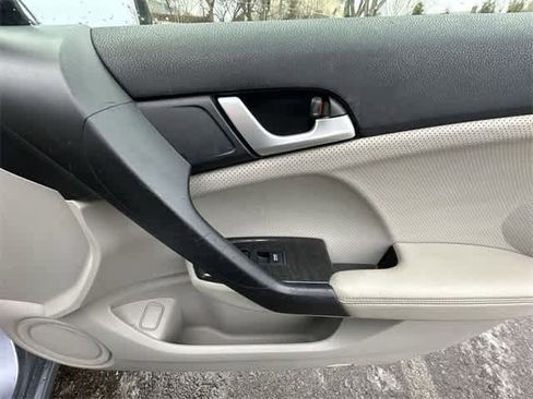 Used 2011 Acura TSX image 18