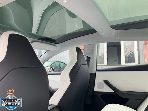 Used 2024 Tesla Model 3 Performance AWD/4WD image 36