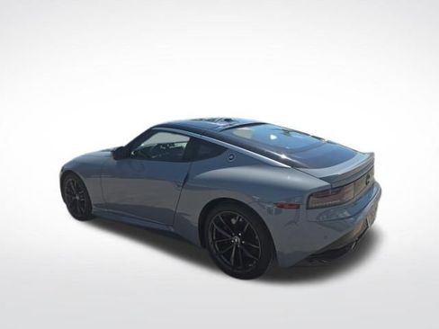 Used 2024 Nissan Z Performance w/ Floor Mat Package RWD image 4