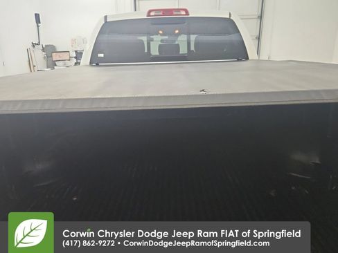 Used 2019 Toyota Tundra SR5 AWD/4WD image 31