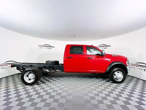 New 2026 RAM 4500 Tradesman w/ Chrome Appearance Group AWD/4WD image 9