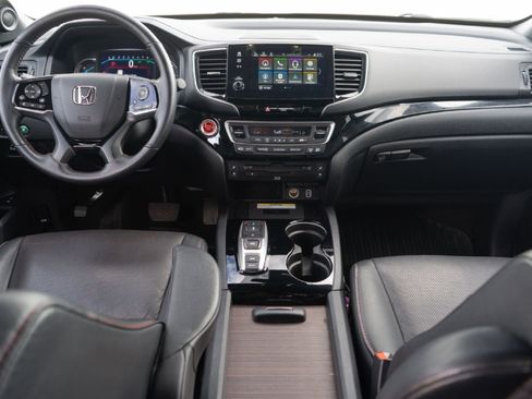 Used 2020 Honda Pilot Black Edition image 23