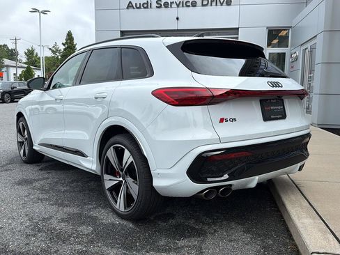 New 2026 Audi SQ5 Premium Plus AWD/4WD image 3