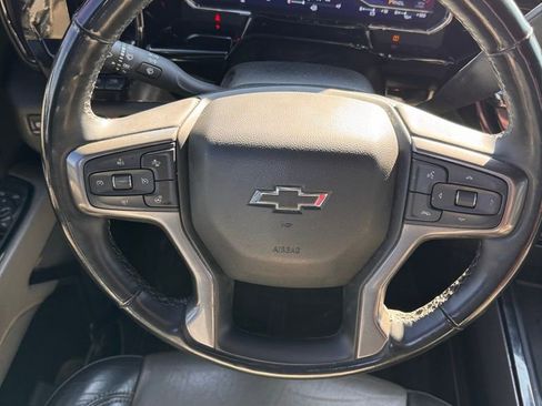 Used 2024 Chevrolet Silverado 2500 ZR2 w/ Technology Package image 28