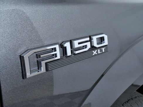 Used 2016 Ford F150 XLT w/ Equipment Group 302A Luxury AWD/4WD image 7