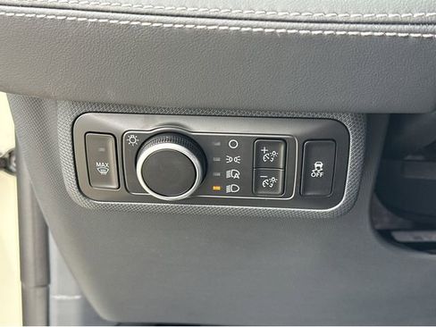 New 2026 Ford Mustang Mach-E Premium image 30