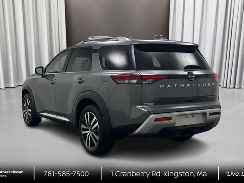 Used 2023 Nissan Pathfinder Platinum AWD/4WD image 7