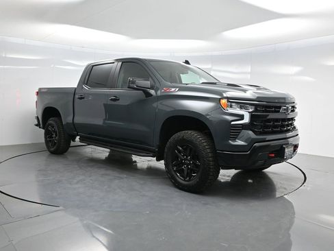 Used 2025 Chevrolet Silverado 1500 LT Trail Boss w/ Convenience Package II image 51