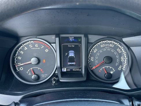 Used 2023 Toyota Tacoma SR w/ SR Convenience Package RWD image 19