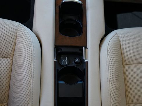 Used 2013 Porsche Panamera GTS image 27