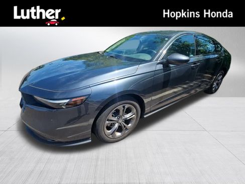 Used 2024 Honda Accord EX image 1