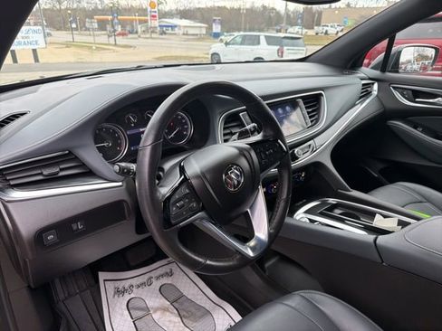 Certified 2023 Buick Enclave Essence w/ Sport Touring Edition FWD image 24