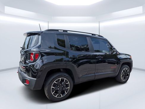 Used 2023 Jeep Renegade Trailhawk w/ Sun/Sound Group AWD/4WD image 3