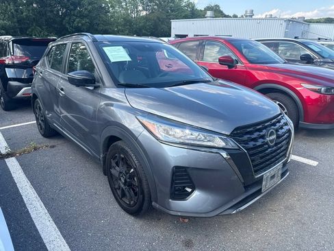 Certified 2024 Nissan Kicks SR w/ SR Premium Package FWD image 1