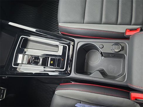 Used 2023 Volkswagen GTI SE image 27