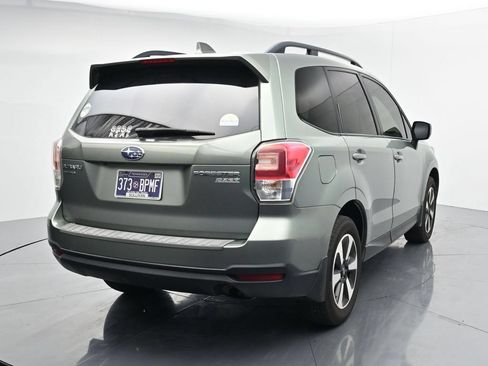 Used 2017 Subaru Forester 2.5i Premium w/ Protection Package #1 AWD/4WD image 6