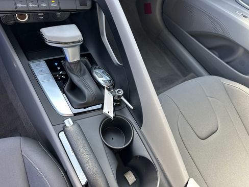 New 2025 Hyundai Elantra Sport image 31