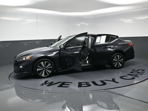 Used 2022 Nissan Altima 2.5 SL AWD/4WD image 22