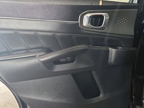 Used 2022 Kia Sorento SX image 39