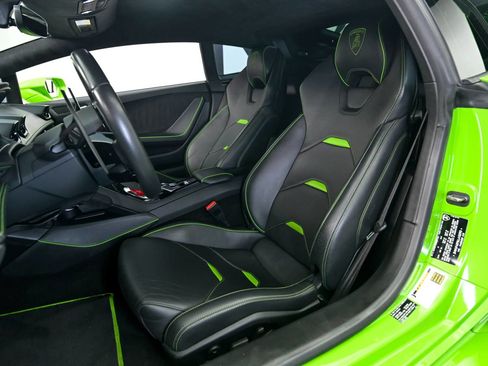 Used 2020 Lamborghini Huracan EVO AWD/4WD image 10