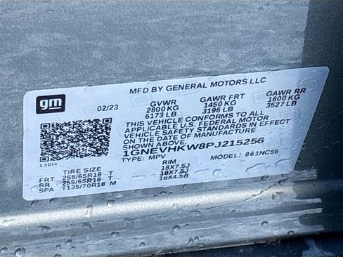 Used 2023 Chevrolet Traverse LT AWD/4WD image 32