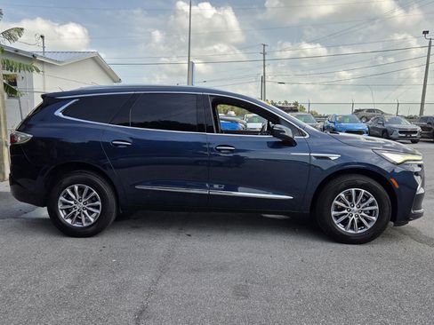 Certified 2023 Buick Enclave Essence FWD image 6