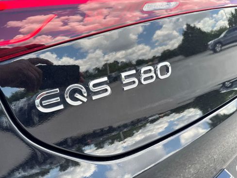 Used 2023 Mercedes-Benz EQS 580 4MATIC Sedan image 11