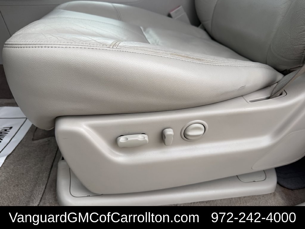 Used 2012 GMC Yukon XL SLT w/ SLT-2 Equipment Package RWD image 26