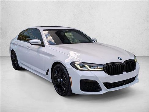 Used 2022 BMW 540i xDrive 540i xDrive w/ Executive Package image 3