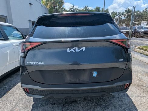 Used 2023 Kia Sportage X-Line AWD/4WD image 10