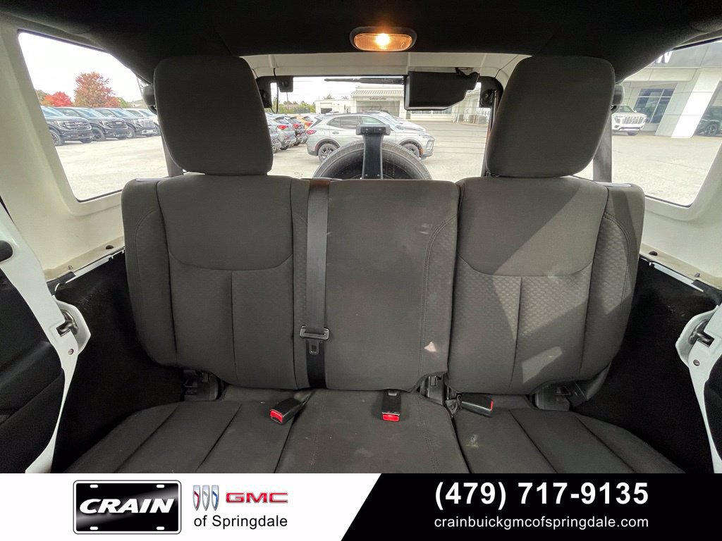Used 2015 Jeep Wrangler Unlimited Sport w/ Quick Order Package 23S AWD/4WD image 27