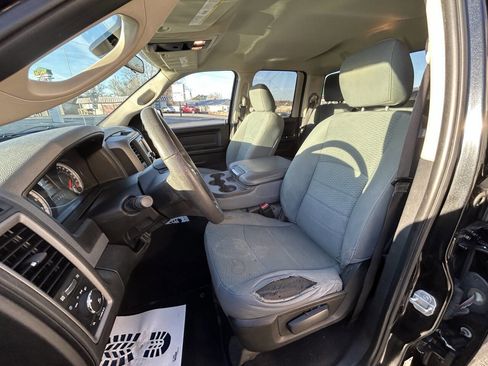 Used 2019 RAM 1500 Express image 9