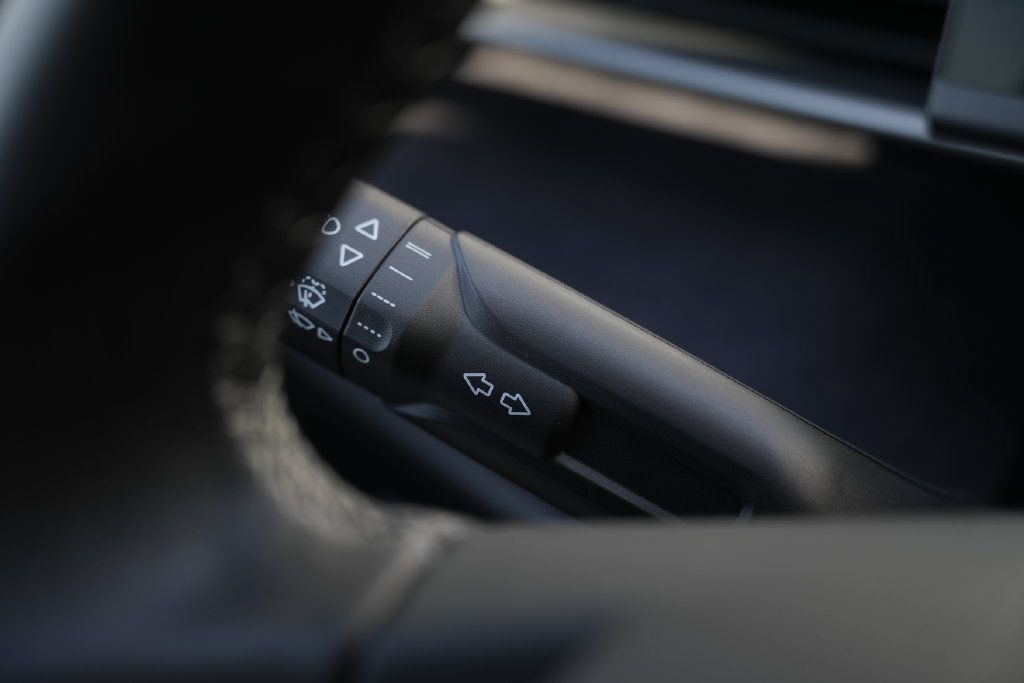 Used 2023 Fisker Ocean Ultra AWD/4WD image 46