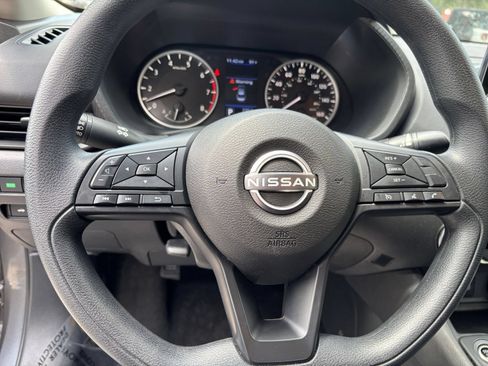 Used 2025 Nissan Sentra S FWD image 26