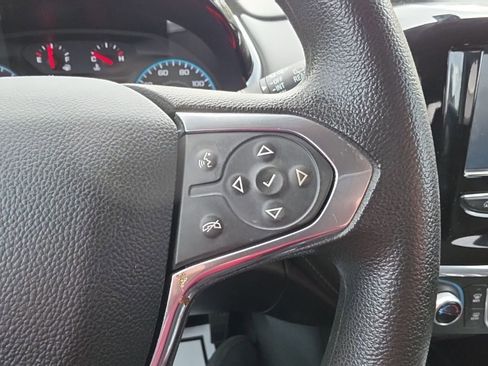 Used 2019 Chevrolet Traverse LS image 12