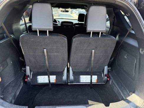 Used 2019 Ford Explorer XLT w/ Equipment Group 202A image 18