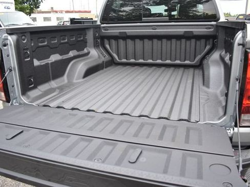 New 2026 Chevrolet Colorado W/T AWD/4WD image 18