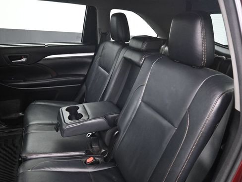 Used 2017 Toyota Highlander XLE AWD/4WD image 27