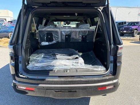 New 2026 Jeep Grand Wagoneer L 4WD image 7