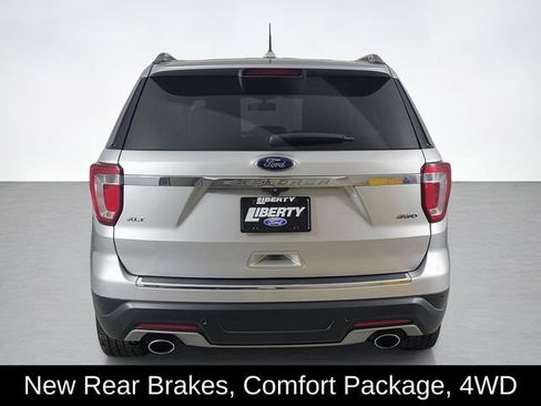 Used 2018 Ford Explorer XLT w/ Equipment Group 202A AWD/4WD image 4