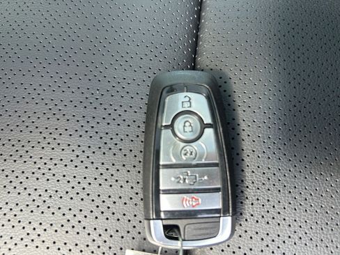 Used 2026 Ford F150 Lariat AWD/4WD image 31