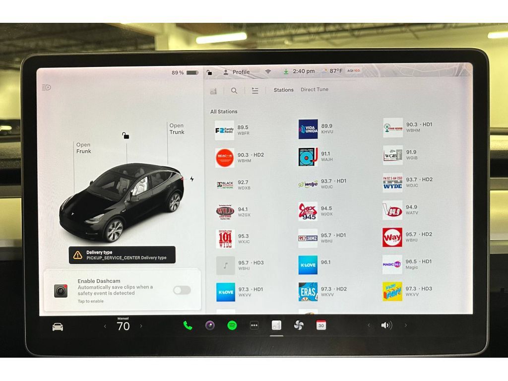 Used 2021 Tesla Model Y Long Range AWD/4WD image 32