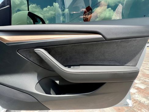 Used 2022 Tesla Model 3 image 46