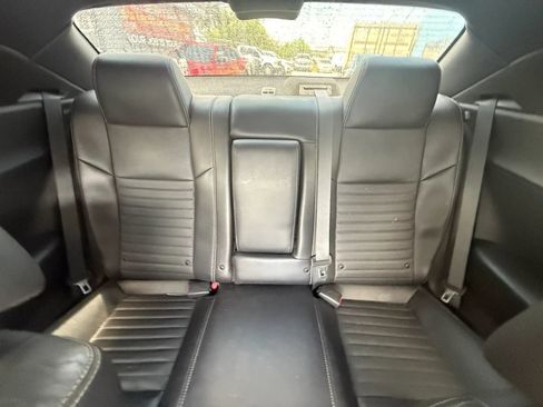 Used 2012 Dodge Challenger R/T RWD image 13