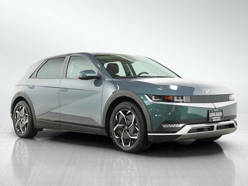 Certified 2024 Hyundai Ioniq 5 SEL AWD/4WD image 7